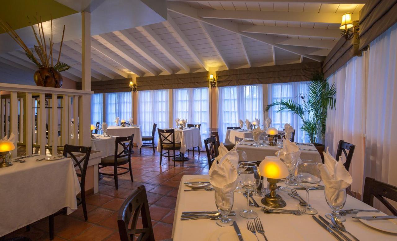 Pineapple Beach Club - All Inclusive Adult Only Long Bay Exterior foto