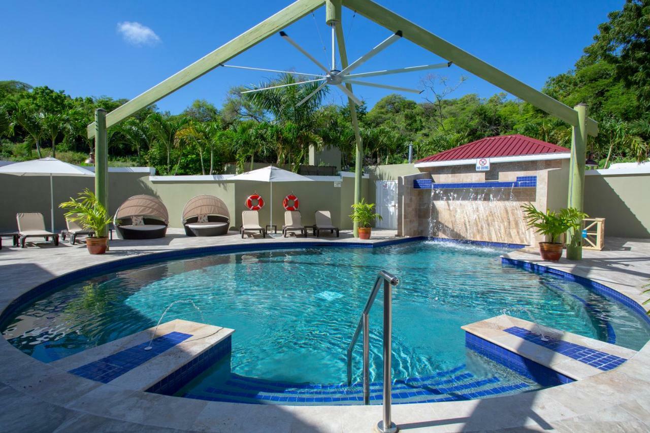 Pineapple Beach Club - All Inclusive Adult Only Long Bay Exterior foto