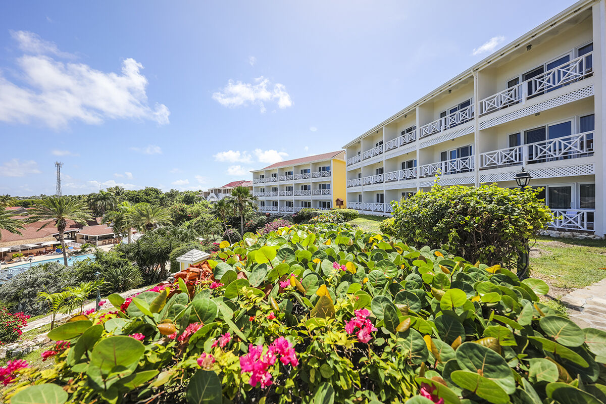 Pineapple Beach Club - All Inclusive Adult Only Long Bay Exterior foto
